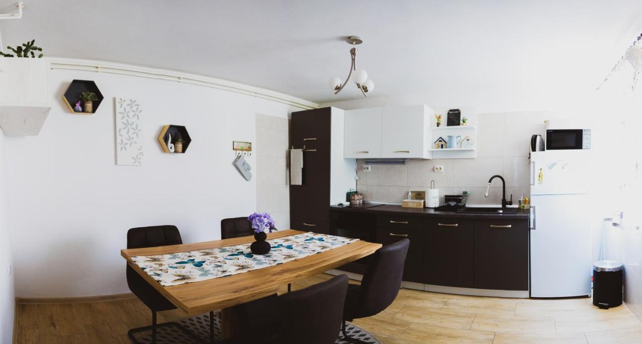 Soba I Apartman Dula Ogulin Luaran gambar