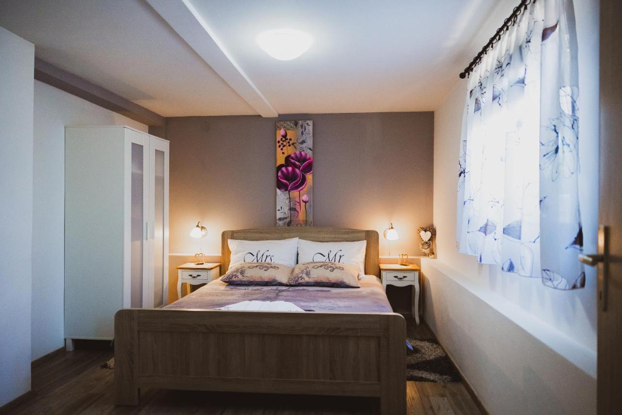 Soba I Apartman Dula Ogulin Luaran gambar
