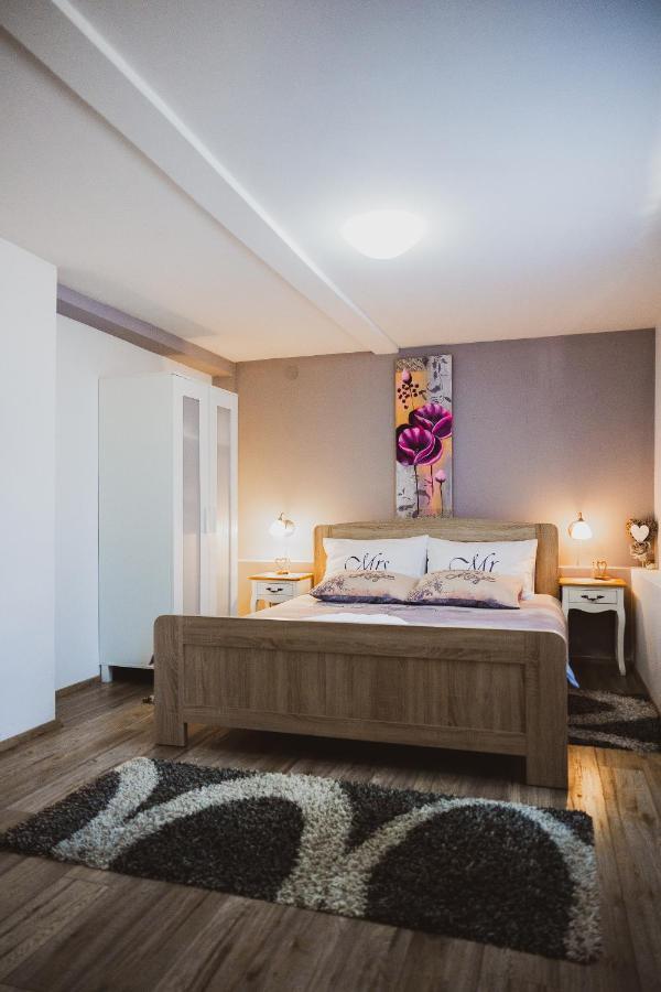 Soba I Apartman Dula Ogulin Luaran gambar