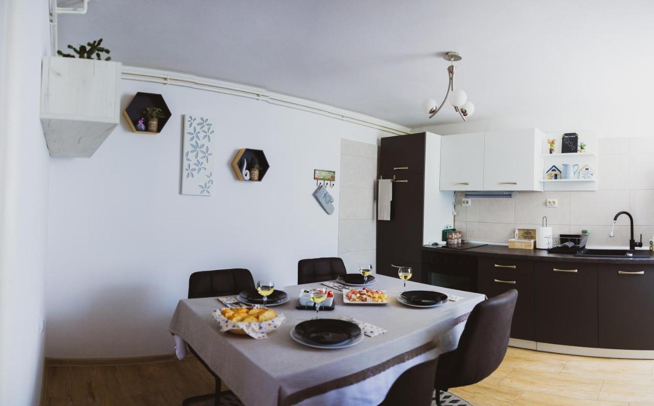 Soba I Apartman Dula Ogulin Luaran gambar